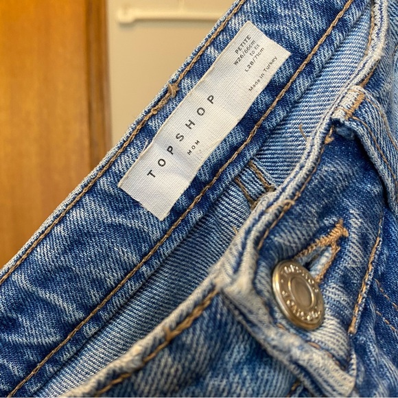 Topshop Highrise Mom Jean Size 26 Distressed - Picture 4 of 5